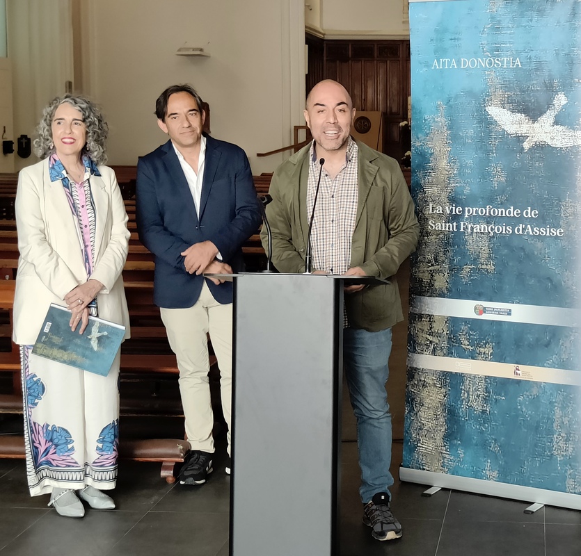 Aita Donostia reaparece en toda su grandeza / OE Oficina